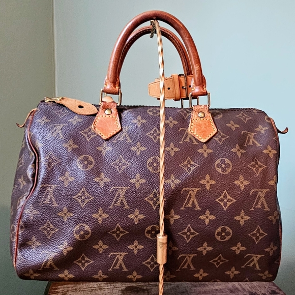 Louis Vuitton Speedy 35 Boston Bag - Picture 3 of 11